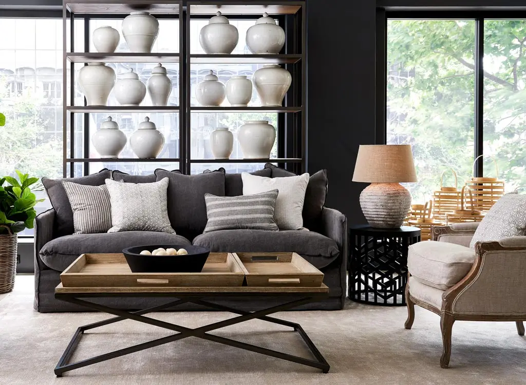 classiz coffee table