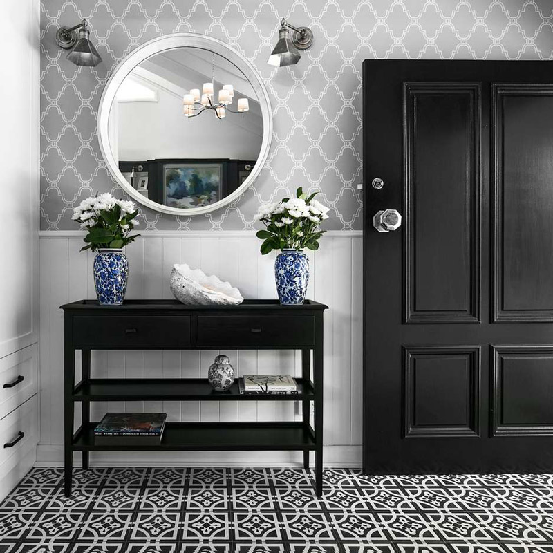 Hamptons style hallway